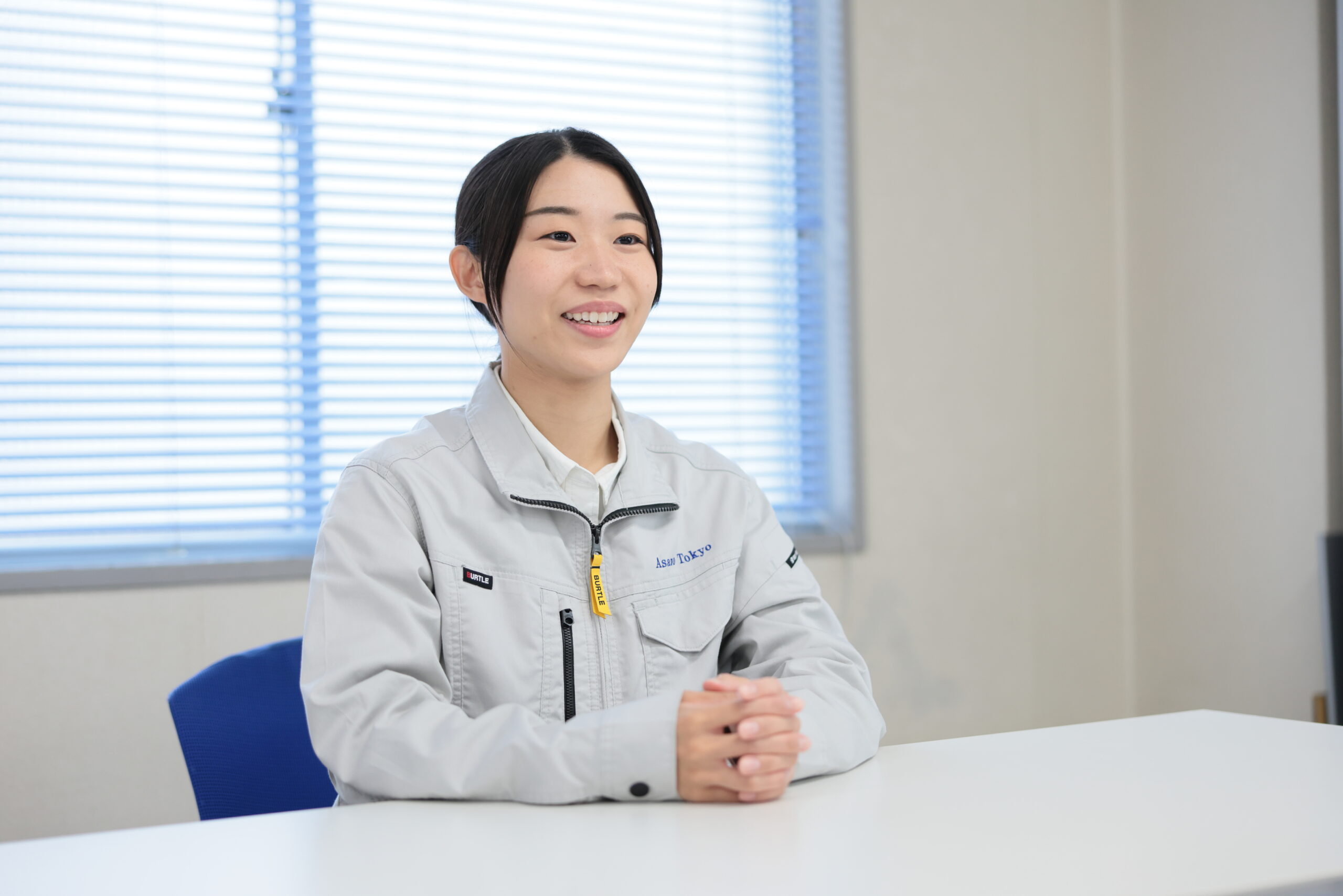 リラックスした表情でお話しする澤田さん